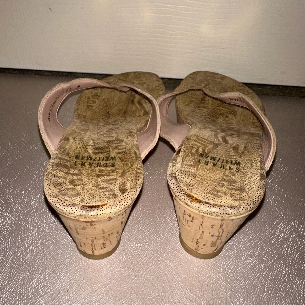 Stuart Weitzman nwot glue